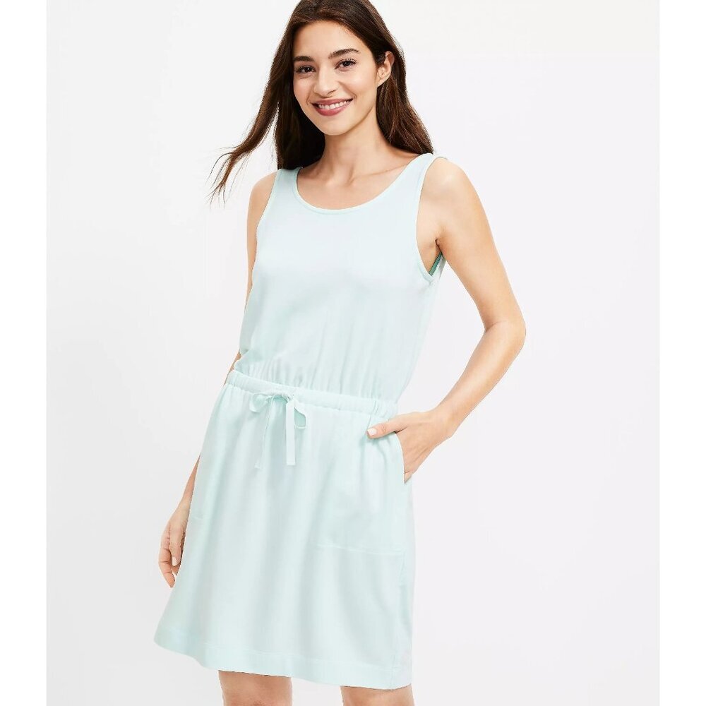Lou & Grey Womens Small Signaturesoft Lite Crossover Back Pocket Dress in Green